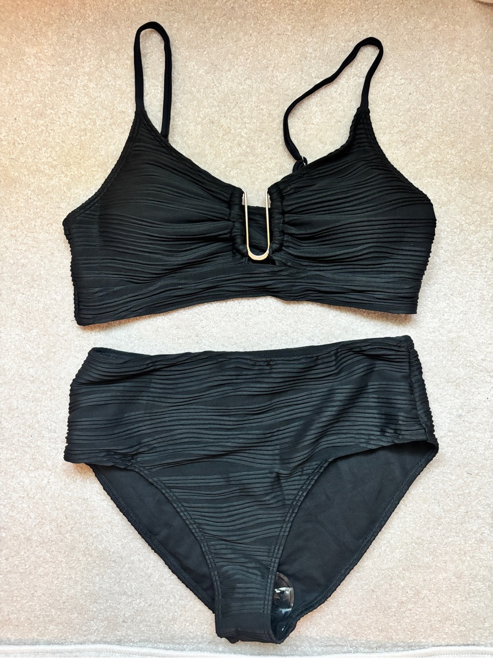 Black Ribbed High-Waist Bikini Set with U-Bar Accent